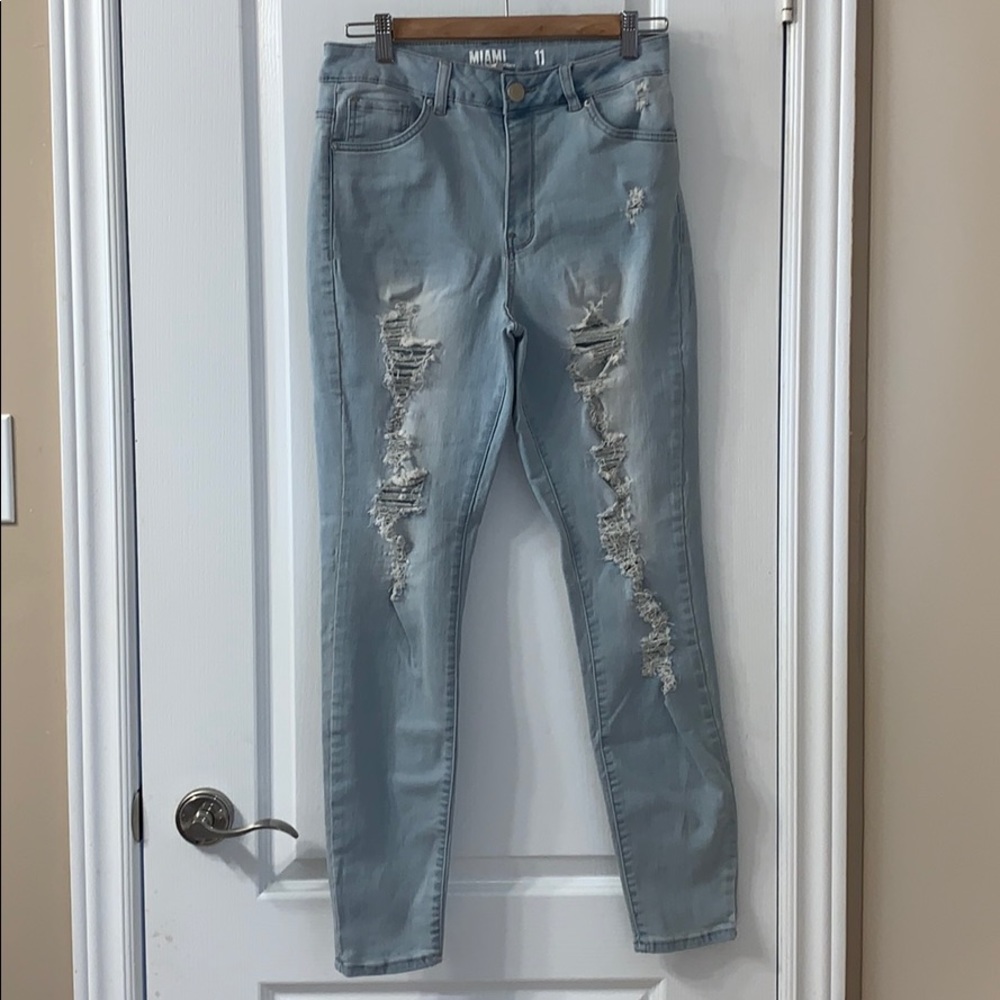 Light wash Jeans